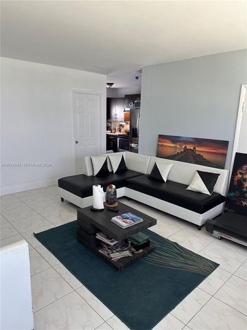 382 NW 82nd Street 382, Miami, FL 33150