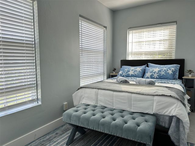 382 NW 82nd Street 382, Miami, FL 33150