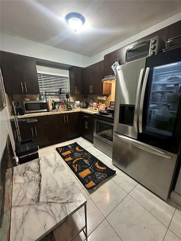 382 NW 82nd Street 382, Miami, FL 33150