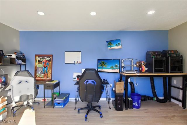 19550 Nalle RD, North Fort Myers, FL 33917