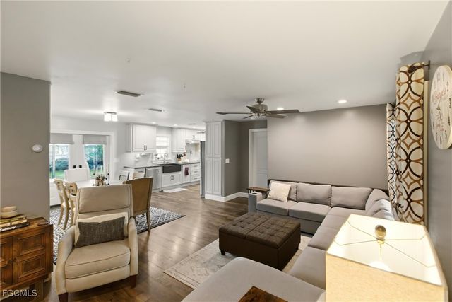 19550 Nalle RD, North Fort Myers, FL 33917