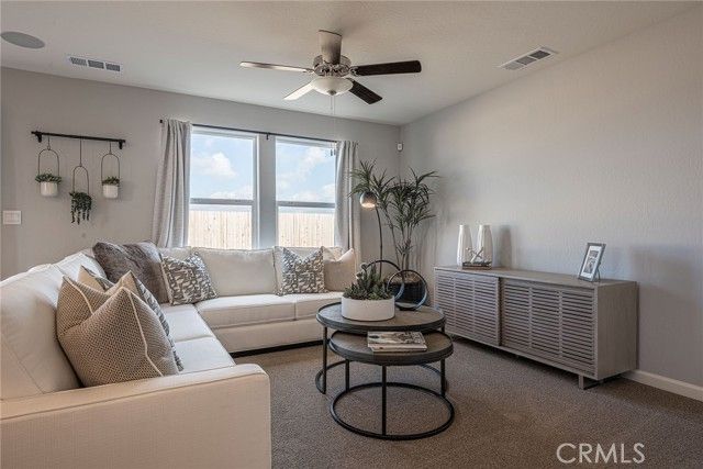 613 MARSHALL Lane 126 B2, Merced, CA 95348