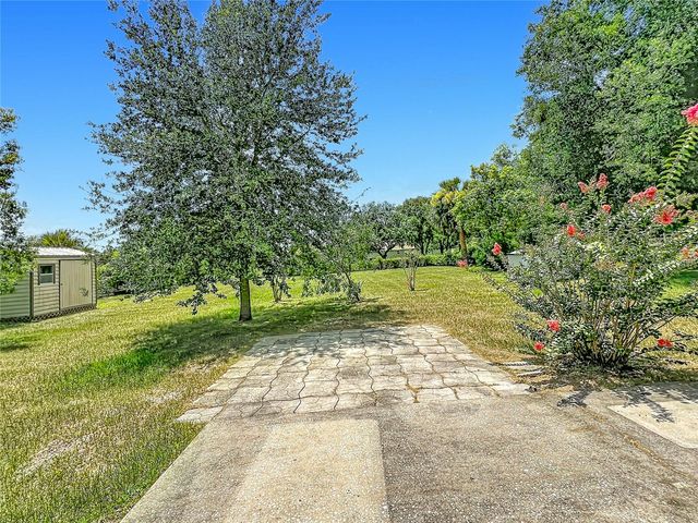 2255 CROAT STREET, Mount Dora, FL 32757