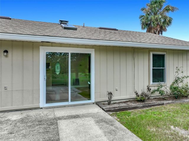 2255 CROAT STREET, Mount Dora, FL 32757