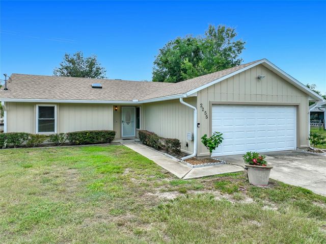 2255 CROAT STREET, Mount Dora, FL 32757