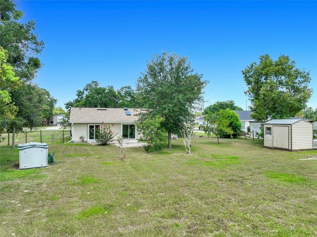 2255 CROAT STREET, Mount Dora, FL 32757