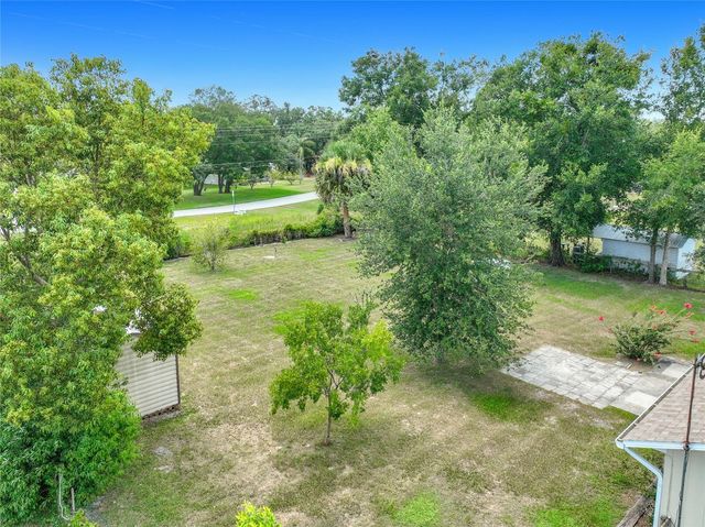 2255 CROAT STREET, Mount Dora, FL 32757