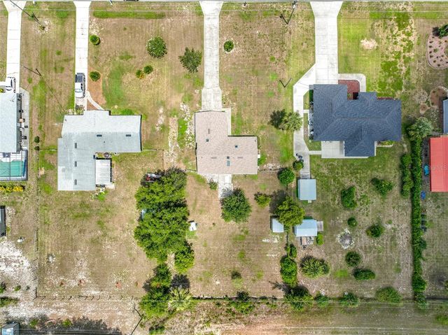 2255 CROAT STREET, Mount Dora, FL 32757