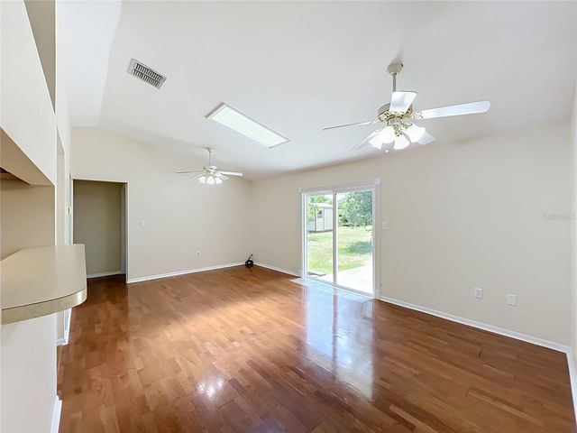 2255 CROAT STREET, Mount Dora, FL 32757
