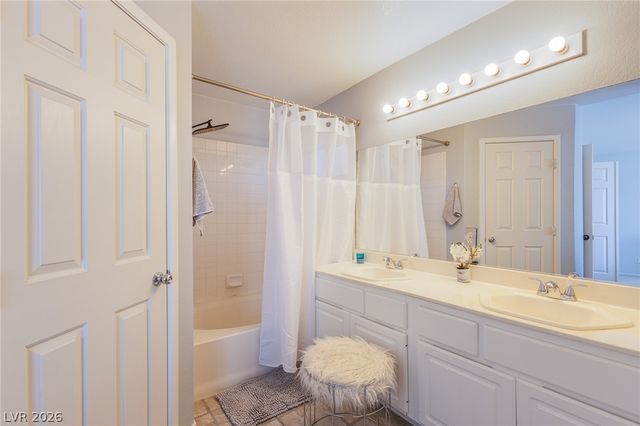 253 Camelback Ridge Avenue, Henderson, NV 89012