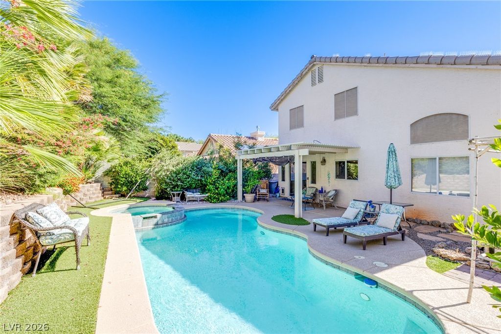 253 Camelback Ridge Avenue, Henderson, NV 89012