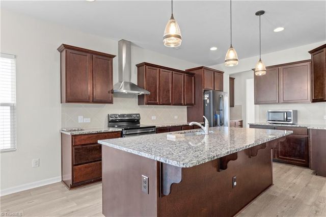 4074 Medina Court, Pfafftown, NC 27040