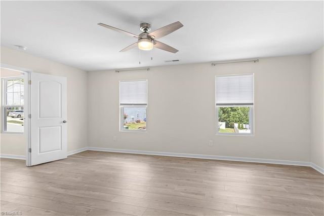 4074 Medina Court, Pfafftown, NC 27040