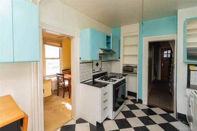 15 Francis Street, Sleepy Hollow, NY 10591