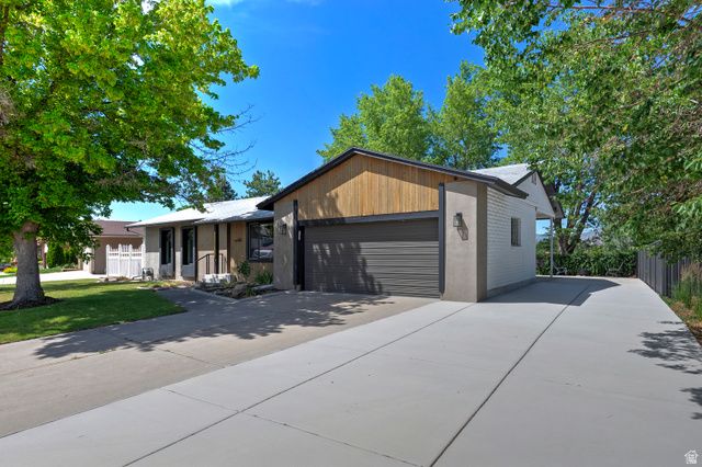 1797 E SKI VIEW DR, Sandy, UT 84092