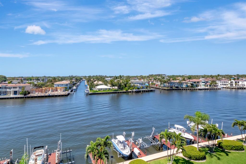 Image 32 of property listing at 3912 S Ocean Boulevard 607, Highland Beach, FL 33487