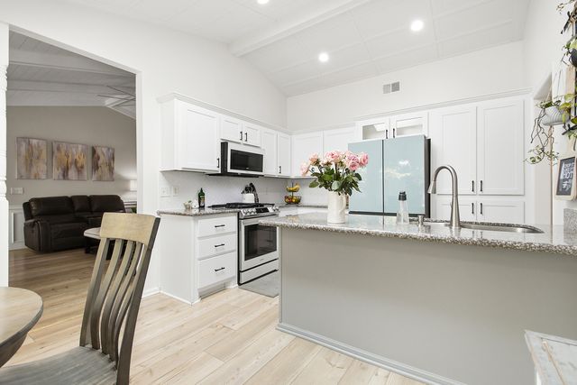 8133 N Ridgebrook Drive, North Charleston, SC 29420