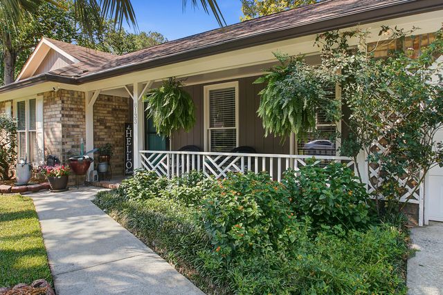8133 N Ridgebrook Drive, North Charleston, SC 29420