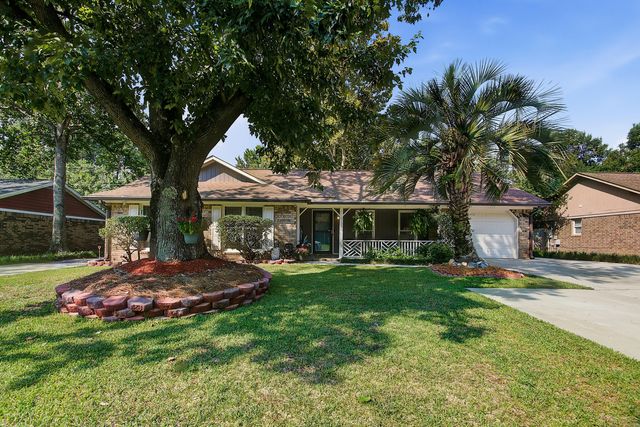 8133 N Ridgebrook Drive, North Charleston, SC 29420
