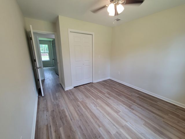 37 Cedar Hill Ct. Drive, Defuniak Springs, FL 32433