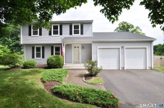 28 Somerset Drive, Windsor, CT 06095