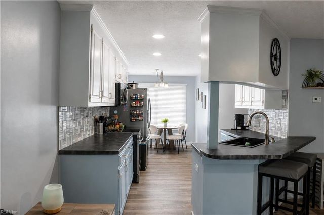 1850 Dockside DR, Hayes, VA 23072