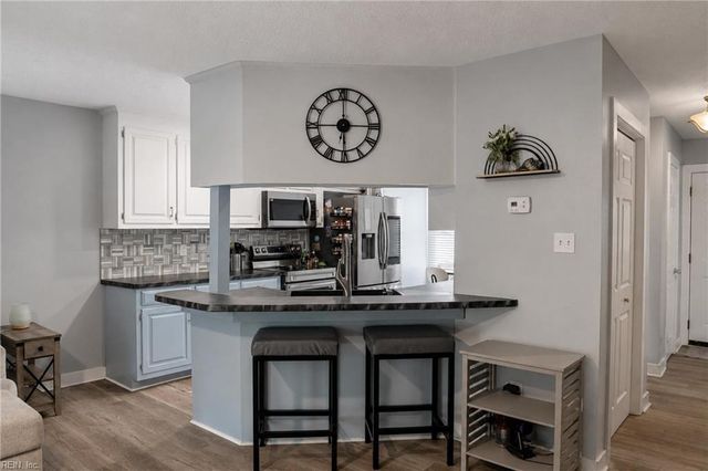 1850 Dockside DR, Hayes, VA 23072