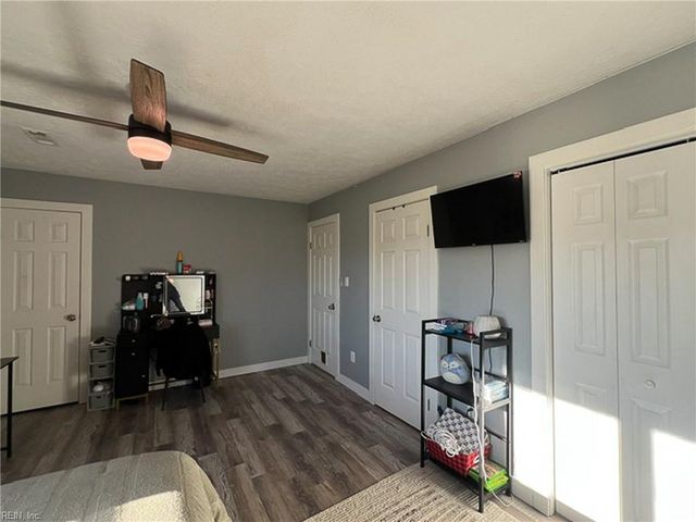 1850 Dockside DR, Hayes, VA 23072