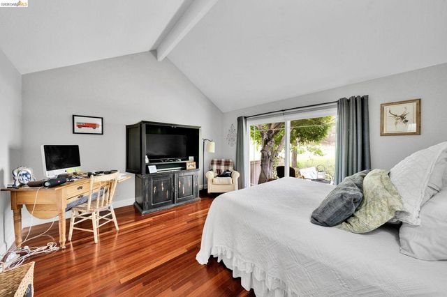 524 Silver Lake Dr, Danville, CA 94526