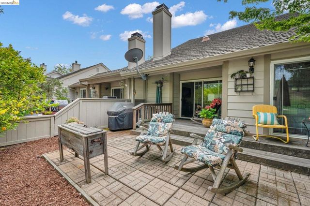 524 Silver Lake Dr, Danville, CA 94526