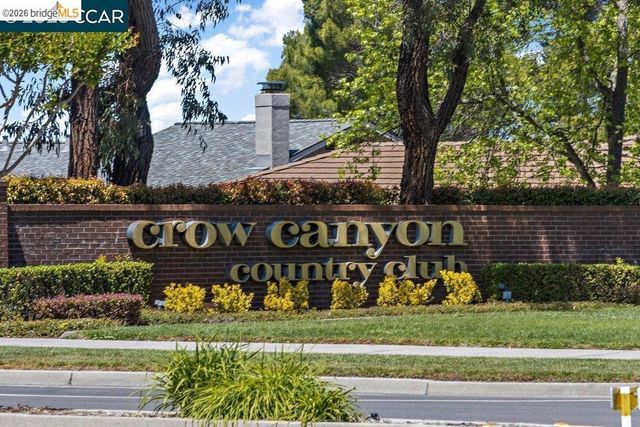 524 Silver Lake Dr, Danville, CA 94526