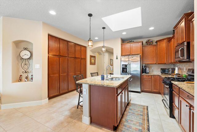 5935 Vista Manzano Court NE, Rio Rancho, NM 87144