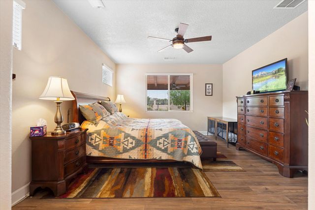 5935 Vista Manzano Court NE, Rio Rancho, NM 87144