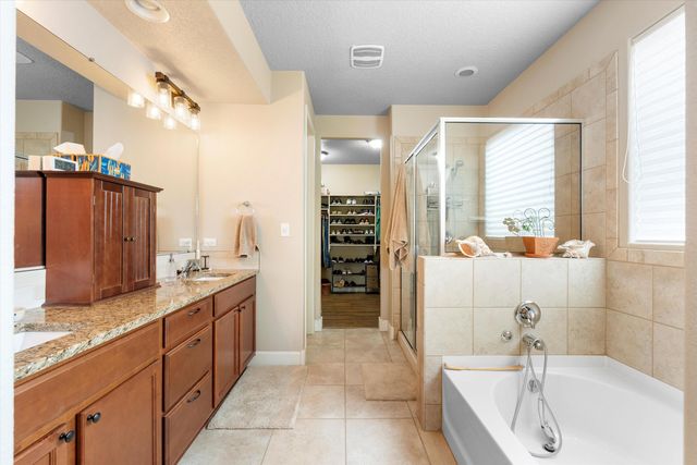 5935 Vista Manzano Court NE, Rio Rancho, NM 87144