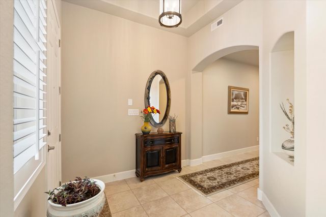 5935 Vista Manzano Court NE, Rio Rancho, NM 87144