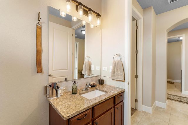 5935 Vista Manzano Court NE, Rio Rancho, NM 87144