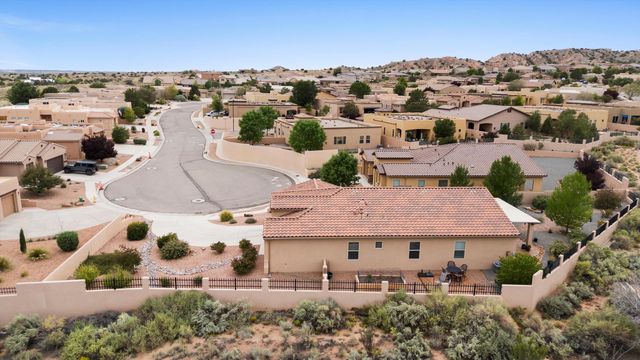 5935 Vista Manzano Court NE, Rio Rancho, NM 87144