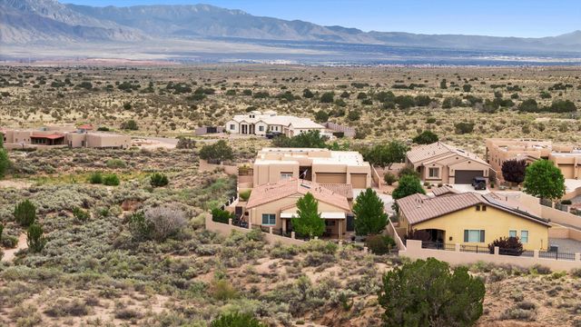 5935 Vista Manzano Court NE, Rio Rancho, NM 87144