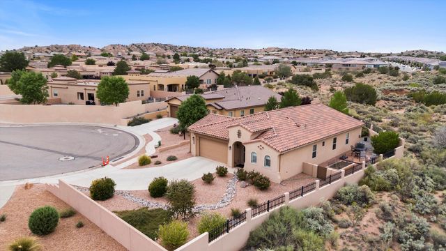 5935 Vista Manzano Court NE, Rio Rancho, NM 87144