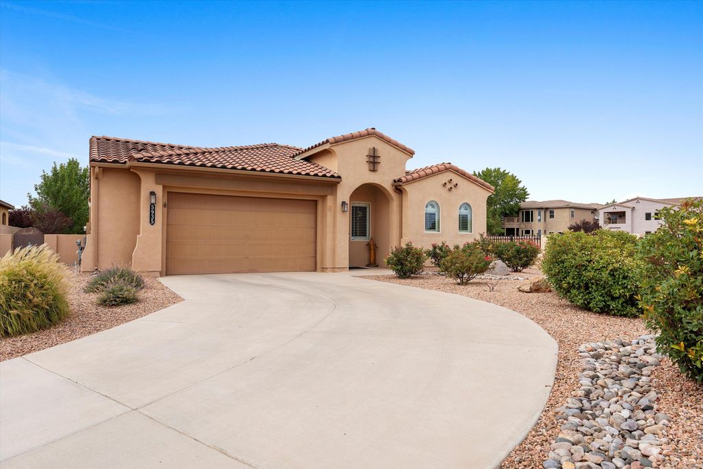 5935 Vista Manzano Court NE, Rio Rancho, NM 87144