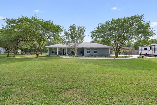 10462 Woodview Drive, College Station, TX 77845