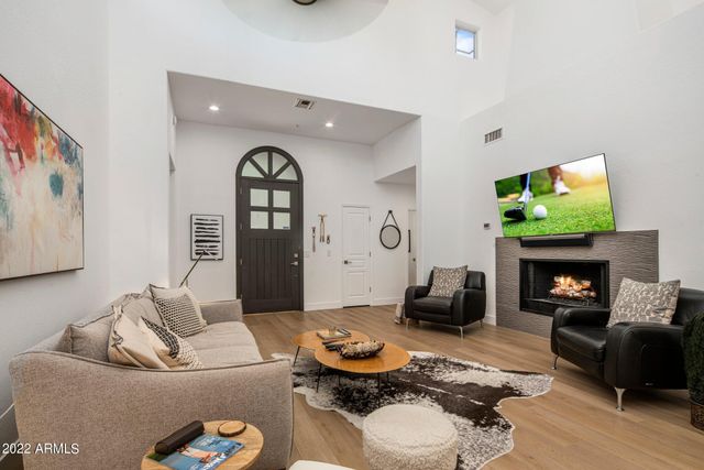 20802 N GRAYHAWK Drive 1096, Scottsdale, AZ 85255