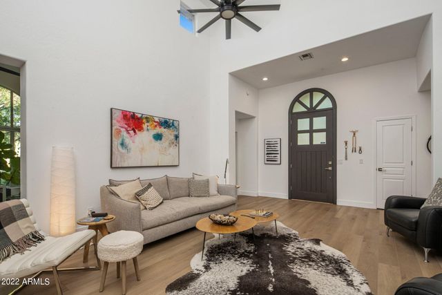 20802 N GRAYHAWK Drive 1096, Scottsdale, AZ 85255
