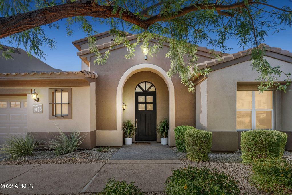 20802 N GRAYHAWK Drive 1096, Scottsdale, AZ 85255
