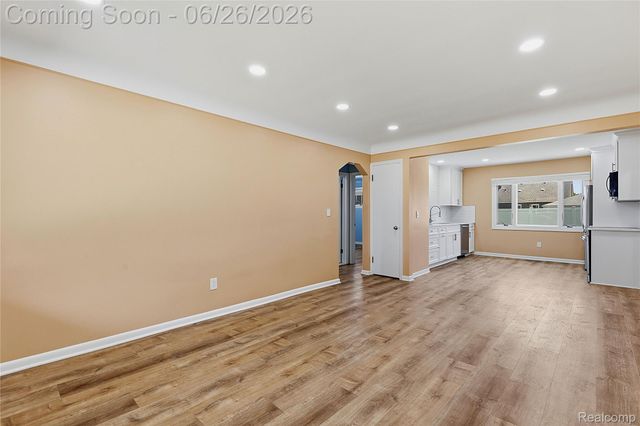 1075 12th Street, Wyandotte, MI 48192