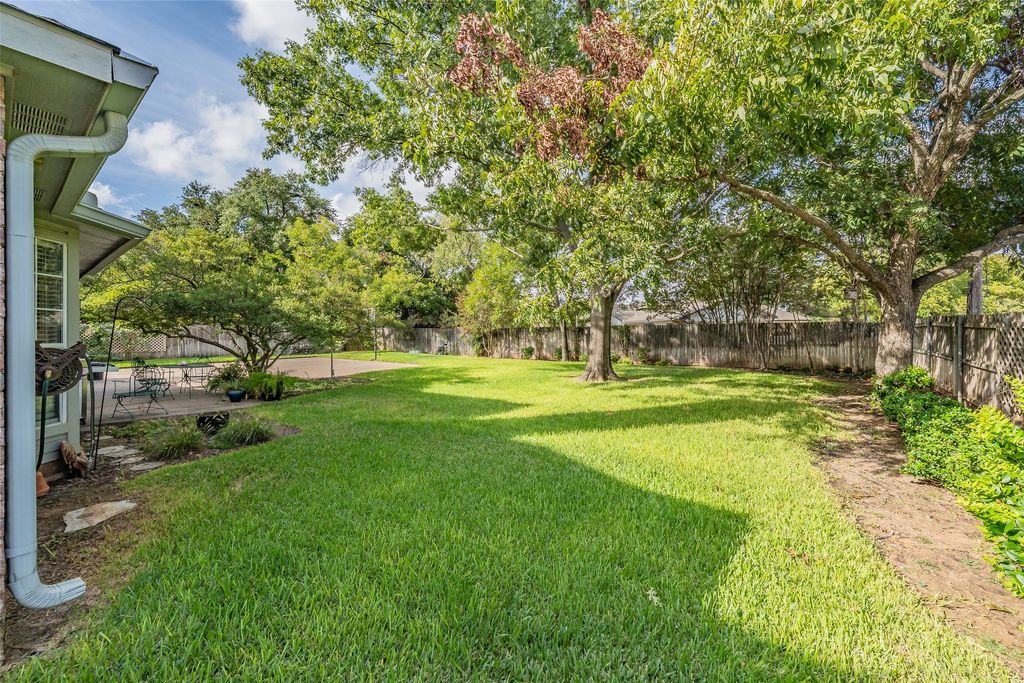 1500 Arrowhead Drive, Pantego, TX 76013 — photo 2