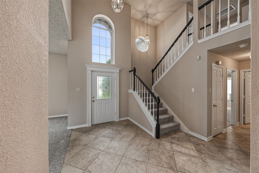 1500 Arrowhead Drive, Pantego, TX 76013 — photo 4