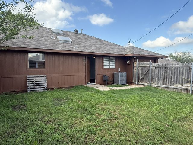 3416 Lillie Street, Sachse, TX 75048