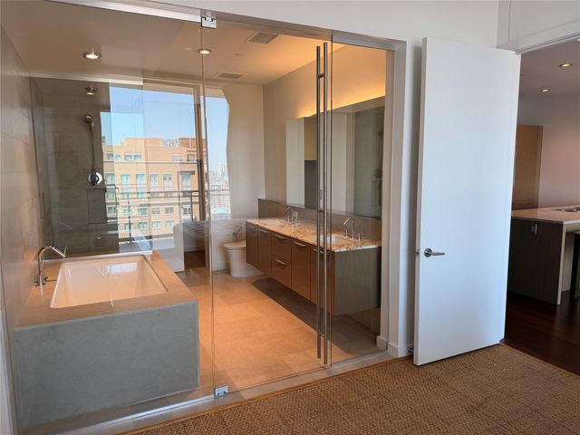 2900 Mckinnon Street 2507, Dallas, TX 75201