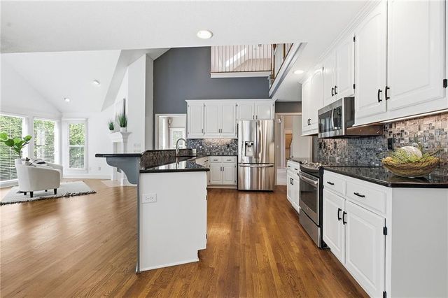 4701 NE 60th Terrace, Kansas City, MO 64119